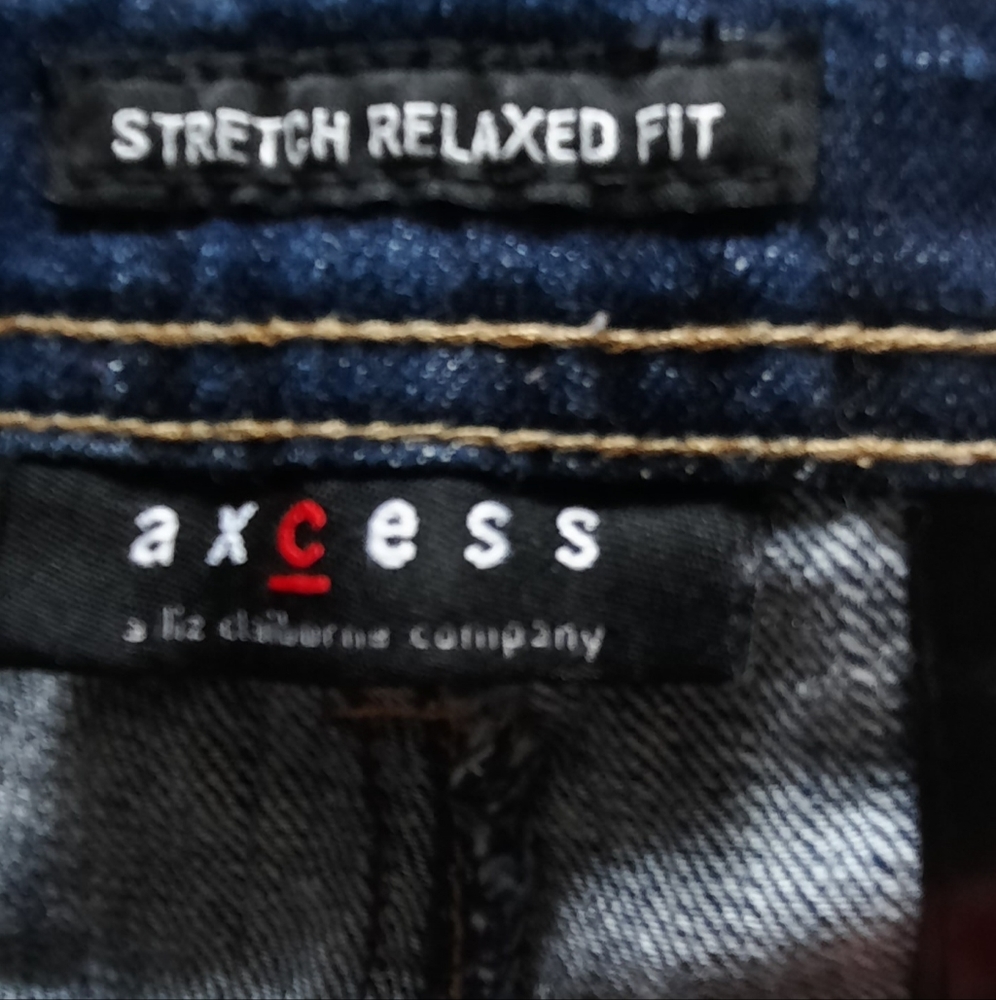 Jeans - Picture 3 of 3